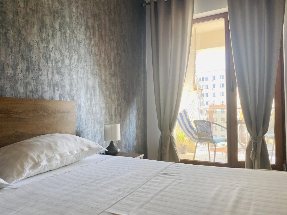 Rivera Apartments - Premium Accomodation Iasi Eksteriør billede