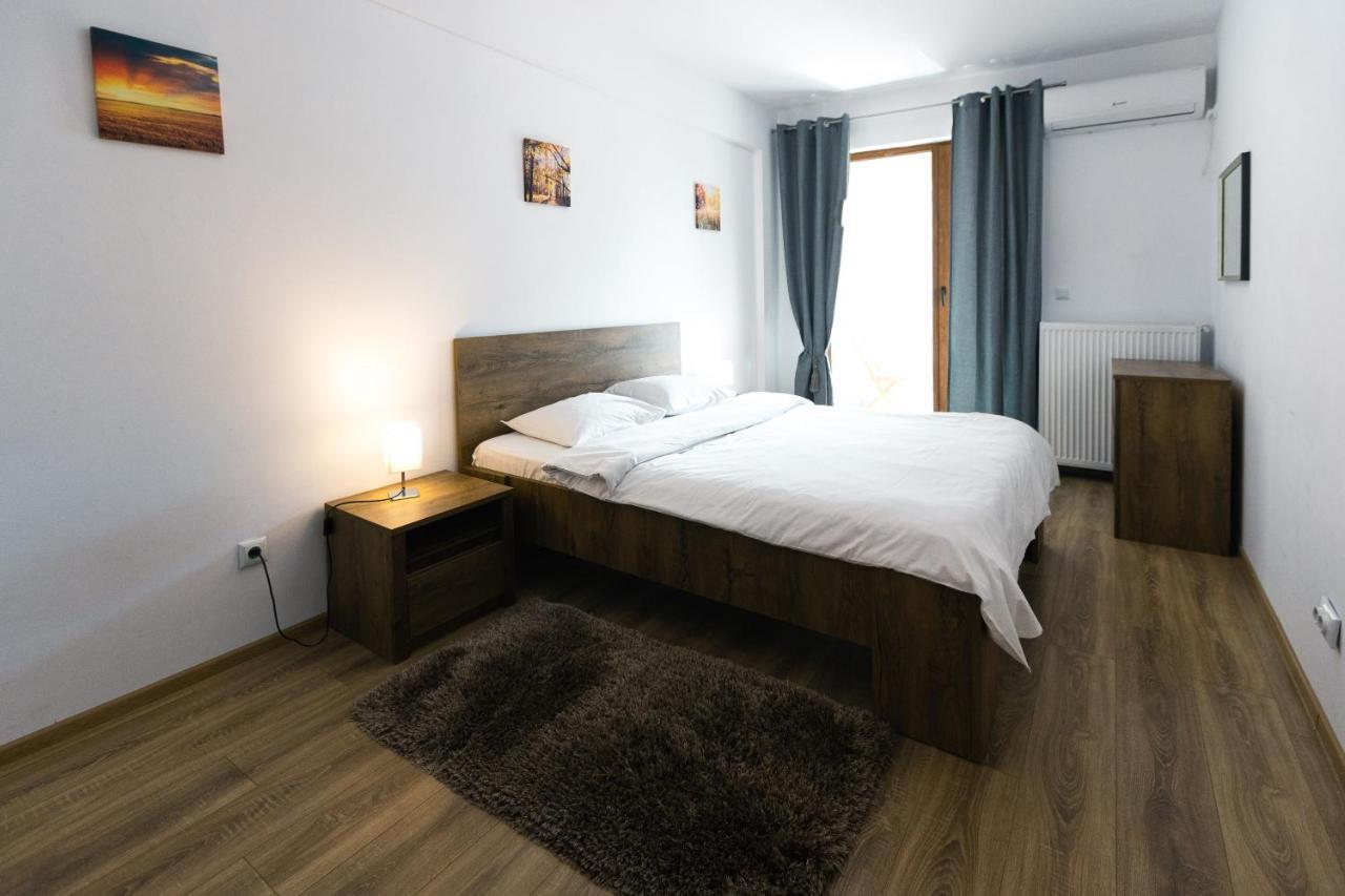 Rivera Apartments - Premium Accomodation Iasi Eksteriør billede