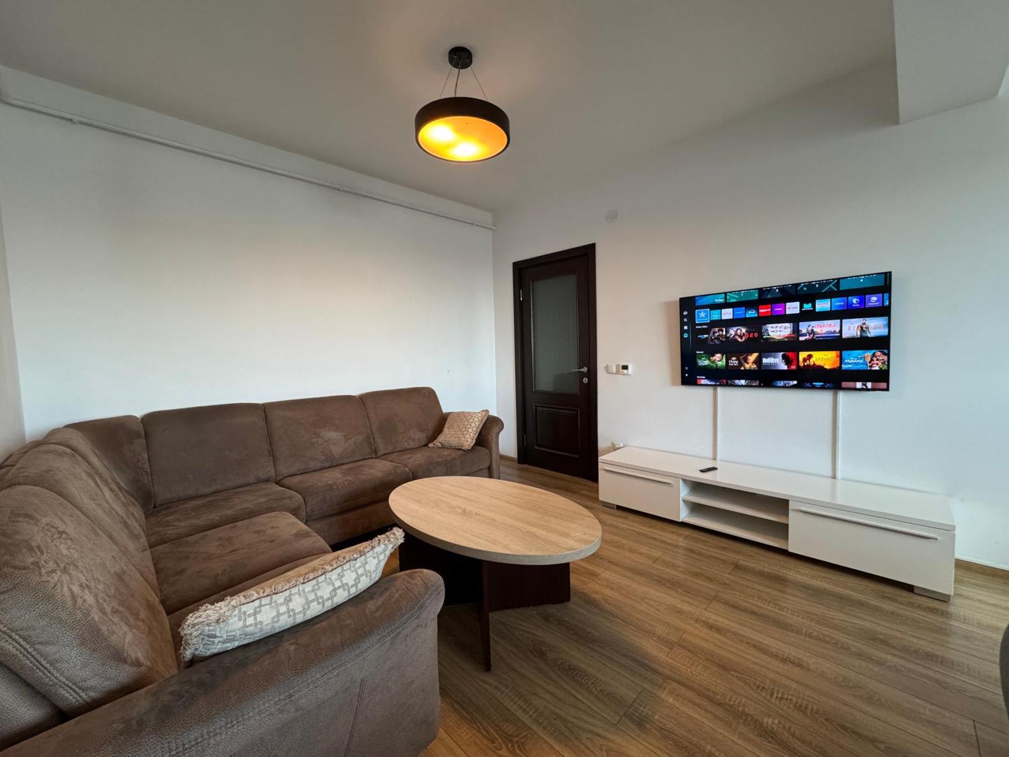 Rivera Apartments - Premium Accomodation Iasi Eksteriør billede