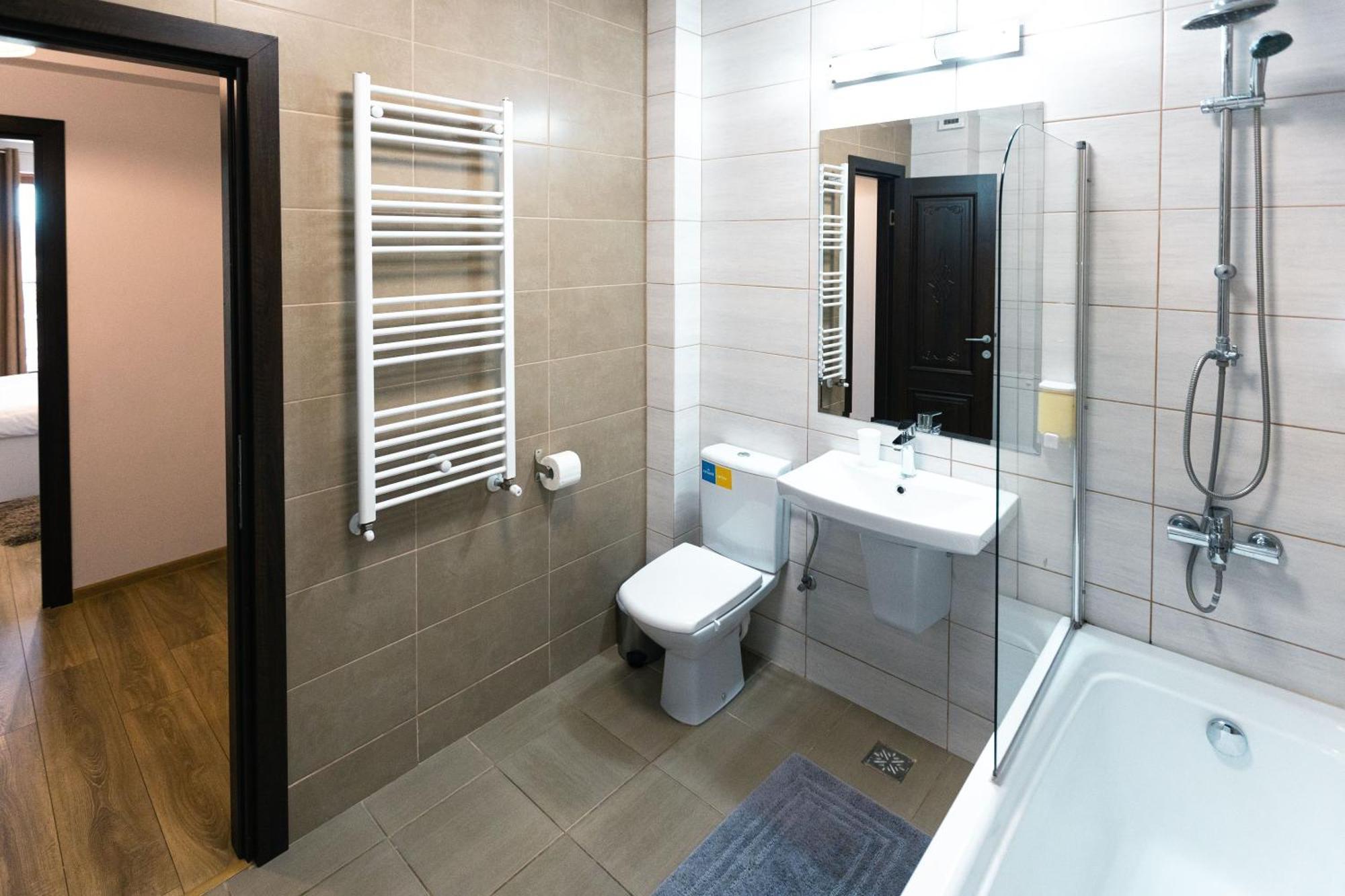 Rivera Apartments - Premium Accomodation Iasi Værelse billede