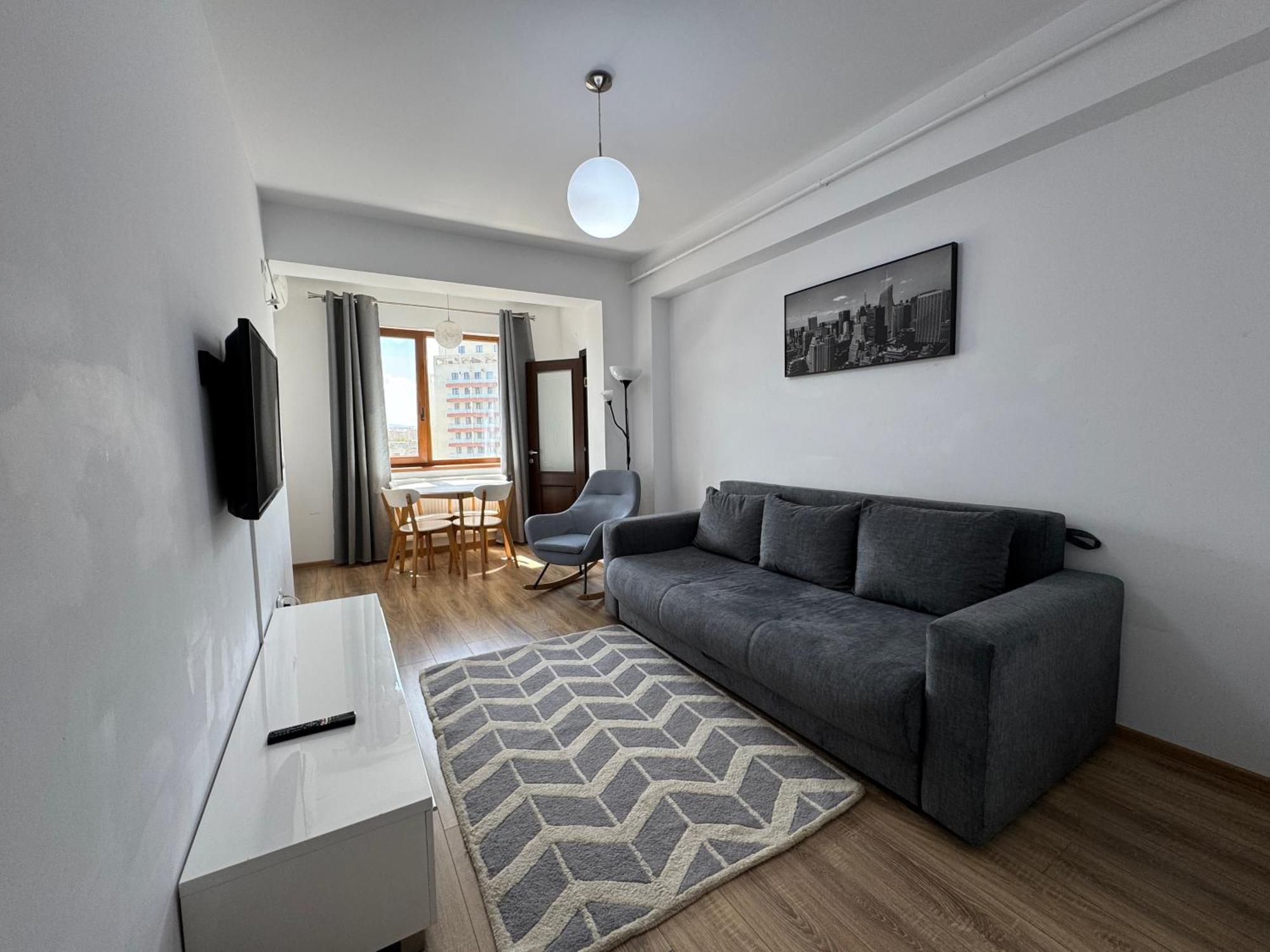 Rivera Apartments - Premium Accomodation Iasi Eksteriør billede