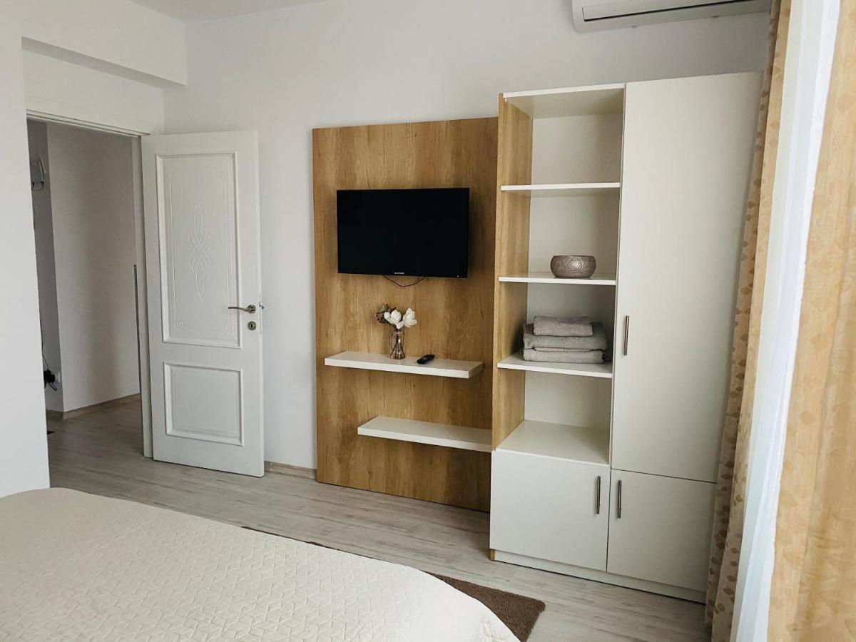 Rivera Apartments - Premium Accomodation Iasi Eksteriør billede
